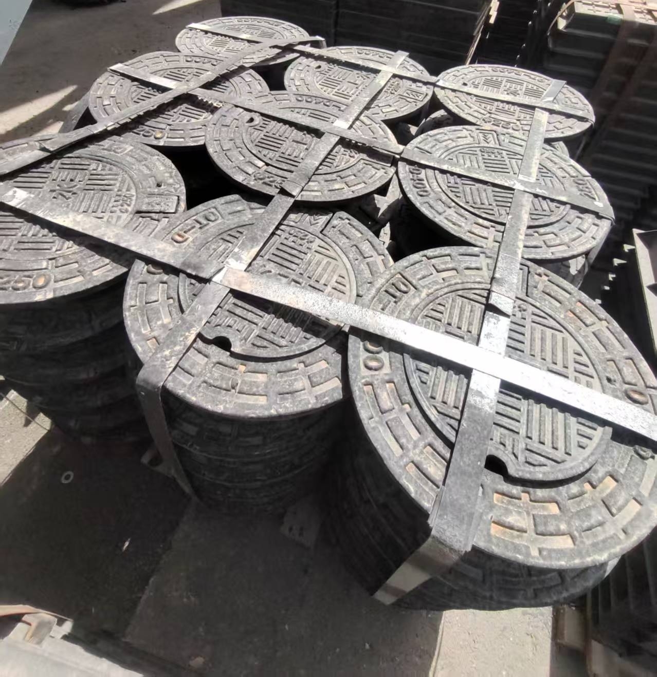 DN250防沉降井蓋